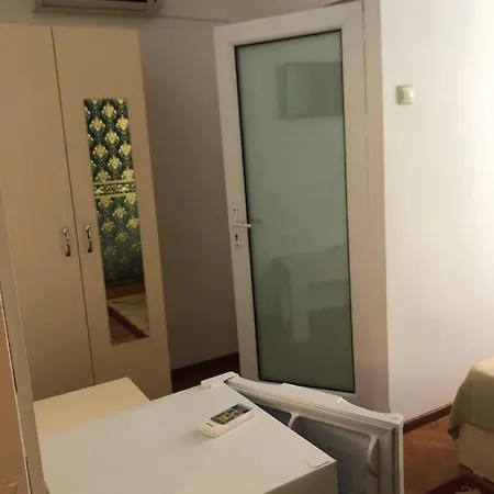 招待所 Vila Dona 艾福雷诺德