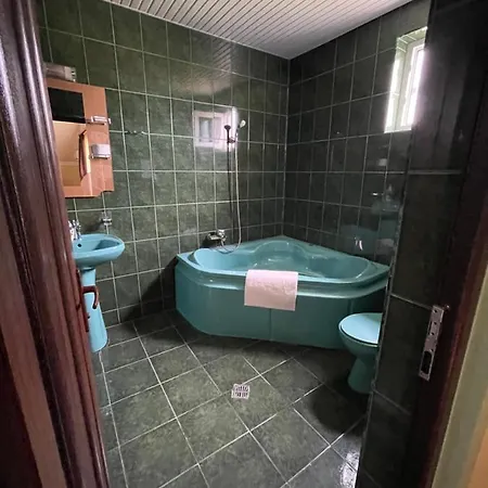 Vila Dona بيت ضيافة إيفوري نورد